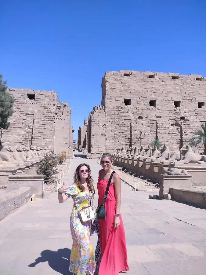 One Love Guesthouse & Restaurant Luxor