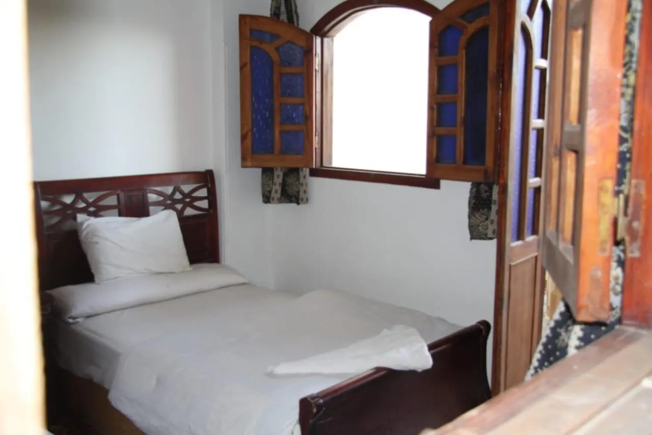 One Love Guesthouse & Restaurant Luxor 0*,